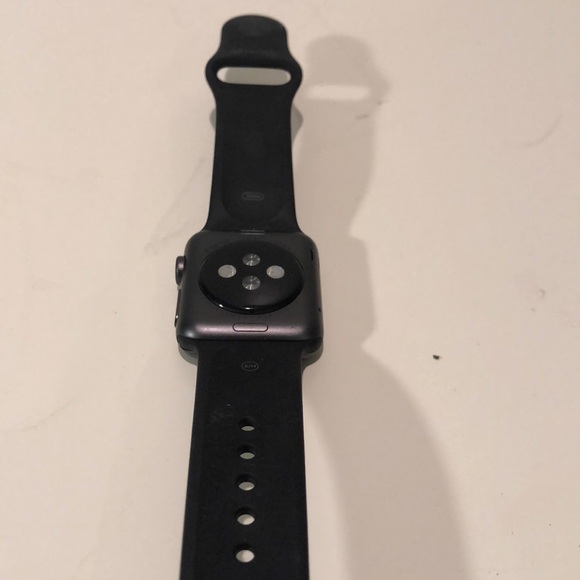 38mm Apple Watch Series 1 Aluminum - Picture 3 of 3
